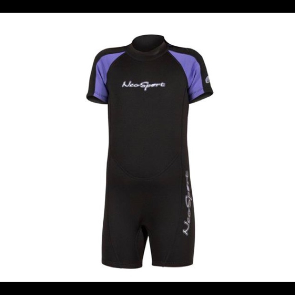 Neosport kids wetsuit size 4
